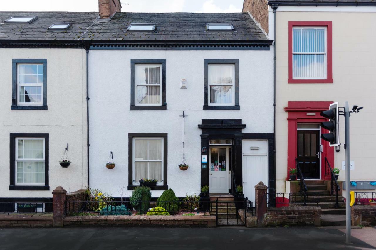Blue Swallow Penrith Exterior foto